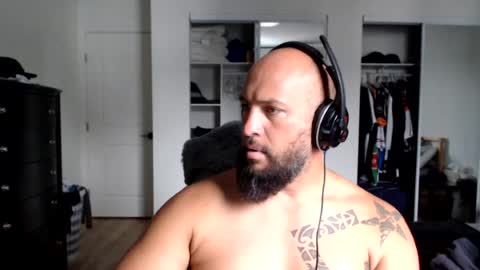 thehawaiian93 online show from August 15, 2:32 pm
