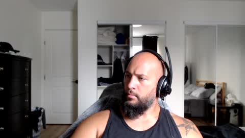 thehawaiian93 online show from August 16, 12:09 pm
