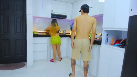  boy james online show from June 1, 12:19 pm