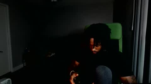 IXMCOUPLE444 online show from May 16, 3:39 am