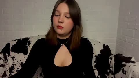 thejanebird online show from August 5, 6:06 pm