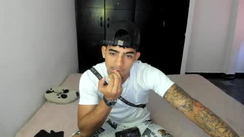 thejoker_master222 online show from August 5, 10:41 pm