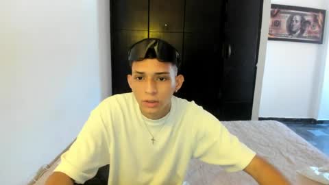 thejoker_master222 online show from August 11, 5:59 pm