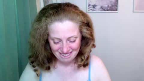 Ella online show from July 26, 8:19 am