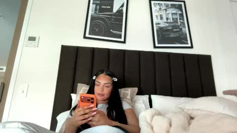 Hopeee online show from May 22, 4:47 am