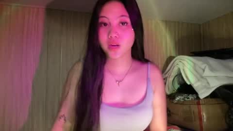thelifeof_kiara online show from July 31, 3:18 pm
