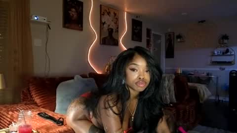 thelovelybrown online show from August 7, 1:27 am