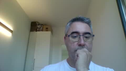 Themohican online show from May 12, 8:58 am