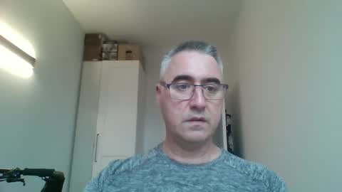 Themohican online show from May 14, 4:39 pm