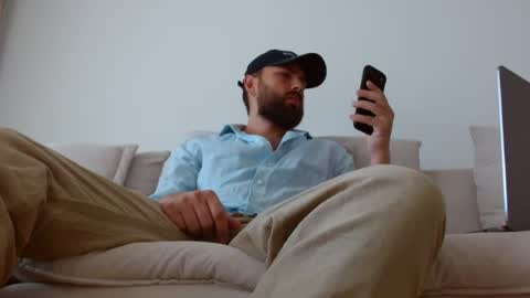 TheMonarchGoat online show from August 10, 6:15 am