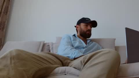 TheMonarchGoat online show from August 10, 7:21 am