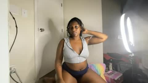 TheNaturalGoddess online show from August 11, 12:01 am