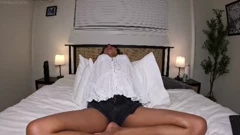 naturallovers online show from August 6, 2:43 am