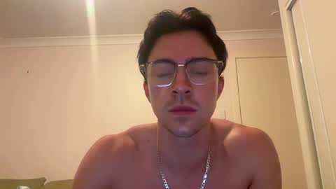 theone206724 online show from August 15, 11:47 am