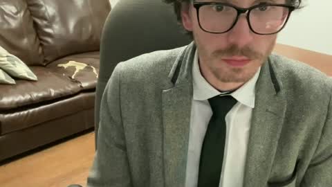Chris online show from August 6, 1:04 am