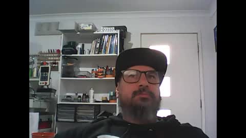 aussiebeard online show from May 25, 2:46 am