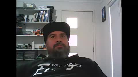 aussiebeard online show from May 25, 3:52 am