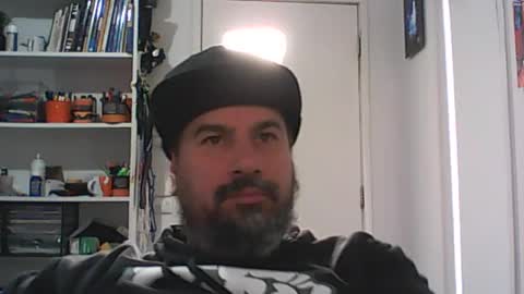 aussiebeard online show from June 15, 1:14 am
