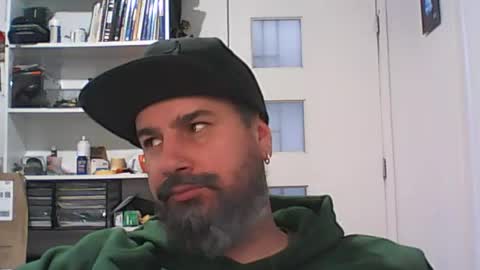 aussiebeard online show from June 19, 6:57 am