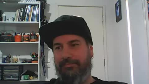 aussiebeard online show from June 27, 3:21 am