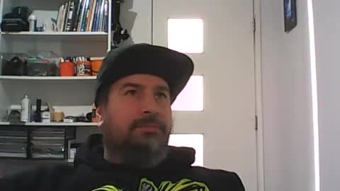 aussiebeard online show from July 24, 3:42 am