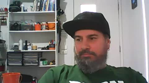 aussiebeard online show from July 25, 4:38 am