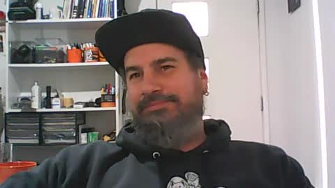 aussiebeard online show from July 27, 3:12 am