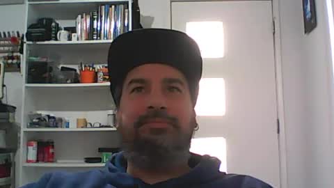 aussiebeard online show from August 12, 2:36 am