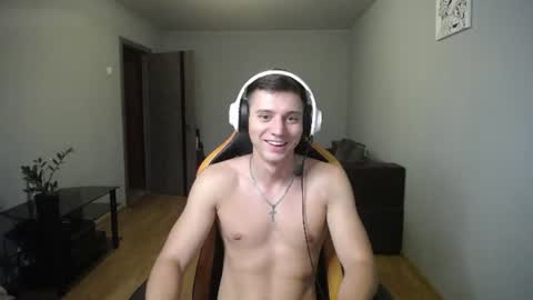Nick   online show from August 8, 3:56 pm