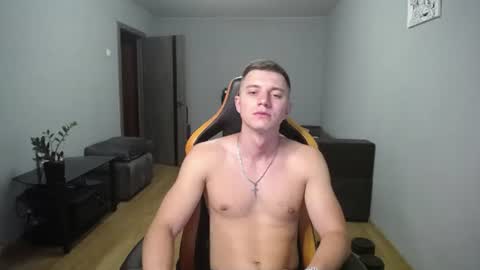 Nick   online show from August 15, 5:28 pm
