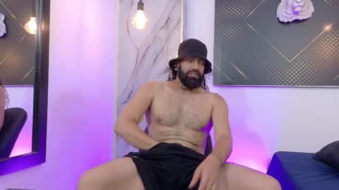 The Ronny One online show from August 6, 12:37 pm