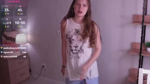 Selena online show from August 9, 4:24 am