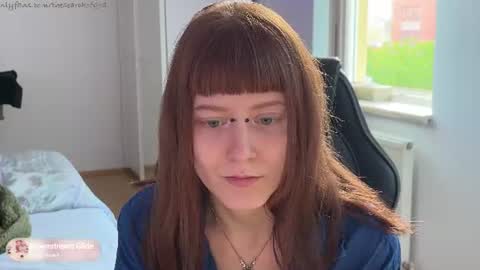 Lisa                                           online show from June 11, 5:08 pm