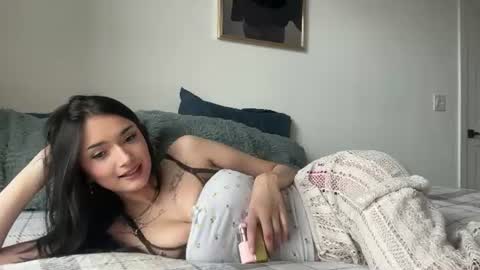 Shay  D online show from August 14, 9:07 pm