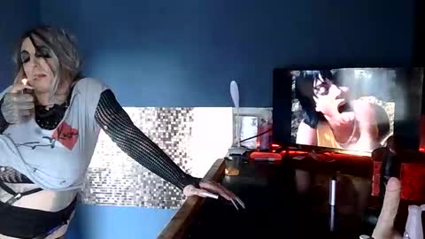 theshowgirl online show from May 16, 8:47 am