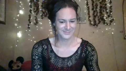 sillymillie0 online show from July 17, 1:27 am