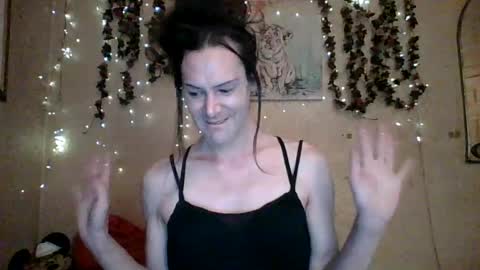 sillymillie0 online show from August 3, 5:47 am