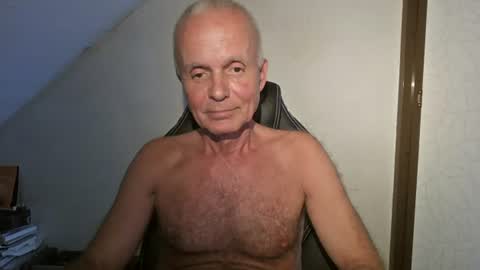 NudeDJ online show from June 25, 3:15 pm