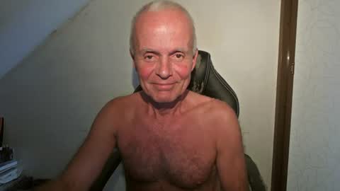 NudeDJ online show from June 26, 1:47 pm