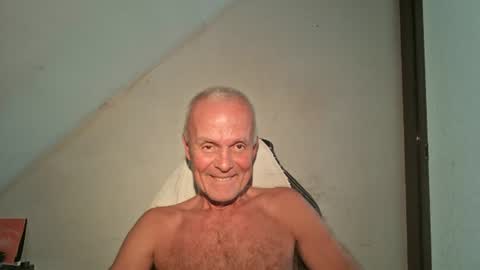 NudeDJ online show from June 28, 8:39 am