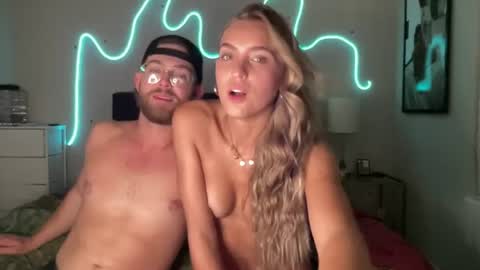 Tova online show from August 15, 1:53 am