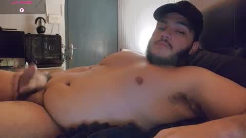 OF truckertheusx online show from August 3, 3:35 am