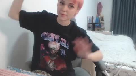 theysaidimcute online show from April 23, 9:07 pm