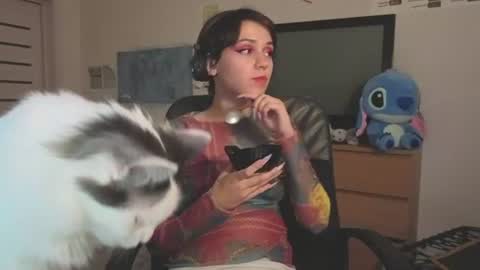 theysaidimcute online show from August 7, 7:14 pm