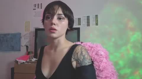 theysaidimcute online show from August 8, 5:57 pm