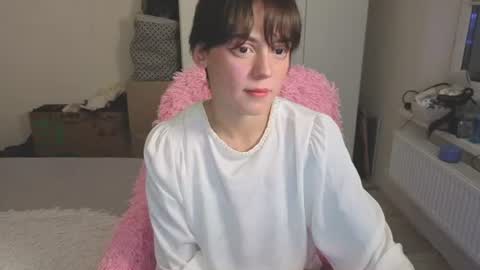 theysaidimcute online show from August 15, 9:41 pm