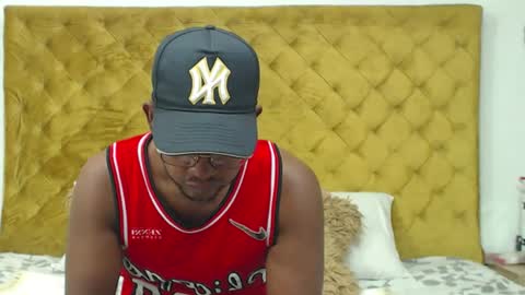 Thiago online show from July 29, 2:02 pm