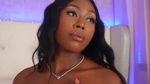 ThianaLopez online show from August 14, 5:55 am