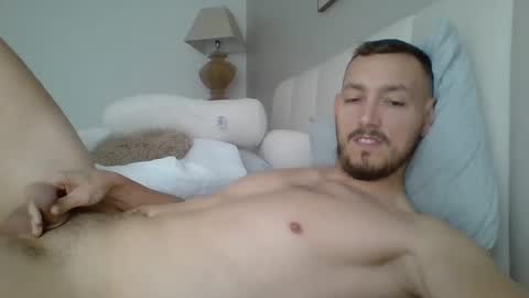 thib9223 online show from March 7, 9:39 am