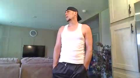 Val online show from August 17, 3:17 pm